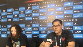 Pelatih Tangerang Hawks, Antonius Joko Endratmo, menyoroti kurangnya kontribusi pemain lokal dalam mencetak poin, yang menyebabkan timnya terlalu bergantung pada pemain asing dalam pertandingan Indonesian Basketball League (IBL) 2025.