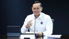 Menteri Koordinator Bidang Infrastruktur dan Pembangunan Kewilayahan, Agus Harimurti Yudhoyono (AHY), menegaskan bahwa proyek tanggul laut raksasa atau Giant Seawall harus segera diwujudkan.