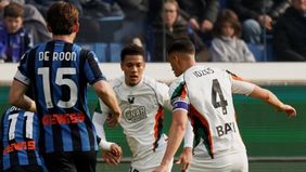 Penampilan Jay Idzes saat memperkuat Venezia melawan Atalanta sudah dipantau tim pencari bakat. 