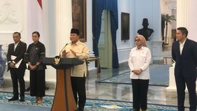 Presiden RI Prabowo Subianto menandatangani PP Nomor 11 tahun 2025 tentang kebijakan pemberian THR dan gaji ke-13, bagi aparatur negara.