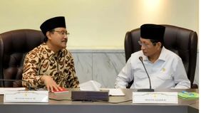 Kemensos bekerja sama dengan Kemenag untuk mendukung program Sekolah Rakyat dan pengentasan kemiskinan melalui penandatanganan nota kesepahaman.