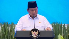 Presiden RI Prabowo Subianto memastikan bahwa proses pengangkatan calon aparatur sipil negara (CASN) 2024 saat ini tengah ditangani oleh pemerintah.