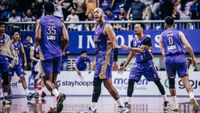 Satria Muda Pertamina Jakarta kembali menunjukkan dominasinya di Indonesian Basketball League (IBL) 2025 setelah mengalahkan Rajawali Medan dengan skor telak 94-67 pada pekan kedelapan, Selasa 12 Maret 2025.