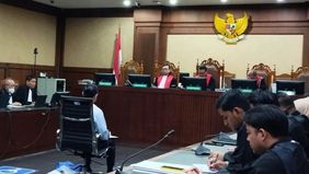 Majelis Hakim Pengadilan Tindak Pidana Korupsi (Tipikor) Jakarta menginstruksikan Jaksa Penuntut Umum (JPU) untuk menyerahkan hasil audit Badan Pengawasan Keuangan dan Pembangunan (BPKP) kepada terdakwa Thomas Trikasih Lembong atau Tom Lembong sebelu