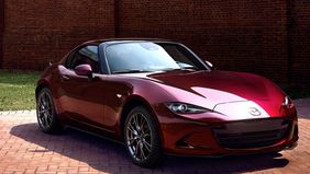 Mazda MX-5 35th Anniversary Edition Akan Tersedia Dalam Jumlah Sangat Terbatas.
