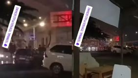 Aksi tawuran kembali pecah di sekitar Terminal Pulogebang, Cakung, Jakarta Timur, pada Minggu, 16 Maret 2025 dini hari.