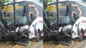 Begini kondisi kendaraan Bus Bagong dan mobil Panther yang terlibat insiden kecelakaan di Ngantru siang ini (17/03)Belum diketahui kabar terkini para pengendara kedua kendaraan tersebut.