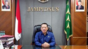 Kejaksaan Agung melalui Tim Jaksa Penyidik pada Direktorat Penyidikan Jaksa Agung Muda Bidang Tindak Pidana Khusus (JAM PIDSUS) memeriksa 3 (tiga) orang saksi, Senin, 17 Maret 2025.