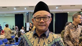 Menteri Pendidikan Dasar dan Menengah (Mendikdasmen) Abdul Mu'ti mengonfirmasi bahwa tunjangan bagi guru Aparatur Sipil Negara (ASN) maupun non-ASN sudah mulai dicairkan.