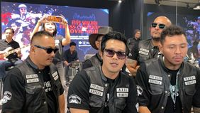 Five Wolves merupakan karya film pendek yang dibuat oleh PT Vtwin Production Nusantara dengan anak motor Harley Davidson Jakarta.