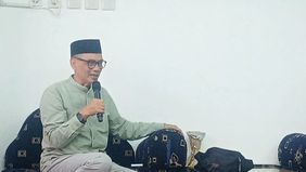 Anggota Komisi VIII DPR RI, Abdul Fikri Faqih, meminta Kementerian Agama untuk bernegosiasi dengan Kerajaan Arab Saudi agar pemberangkatan jamaah haji tidak dibatasi berdasarkan usia, melainkan mempertimbangkan kondisi kesehatan dan keuangan.