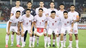 Timnas Indonesia menghadapi rintangan besar dalam upaya lolos ke Piala Dunia 2026 setelah tertinggal 1-5 dari Australia di babak pertama dalam laga Kualifikasi Piala Dunia 2026 Zona Asia.