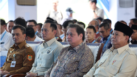 Menteri Koordinator Bidang Infrastruktur dan Pembangunan Kewilayahan, Agus Harimurti Yudhoyono, menyampaikan bahwa pembangunan Kawasan Industri Terpadu Batang diharapkan tidak hanya mendorong pertumbuhan ekonomi di Jawa Tengah.