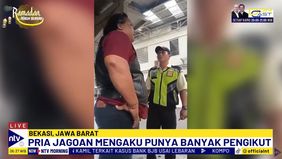 Satpam Tetap Tenang Melayani Permintaan THR Pria Yang Mengaku Sebagai "Jagoan Cikiwul".
