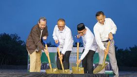 Sebagai bagian dari komitmen dalam mendukung program pemerintah "Gotong Royong Membangun Rumah untuk Rakyat", Grup Adaro menggelar seremoni groundbreaking pada Kamis, 20 Maret 2025. 