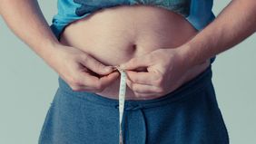 Lebaran telah usai, namun banyak orang menghadapi tantangan baru: kenaikan berat badan akibat konsumsi makanan berlemak dan tinggi gula. 