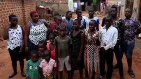 Media sosial sempat dihebohkan dengan kisah Mariam Nabatanzi, wanita asal Uganda yang dijuluki paling subur di dunia. Di usia 45 tahun, ia telah melahirkan 44 anak akibat kondisi genetik langka bernama hiperovulasi.
