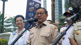 Gubernur DKI Jakarta, Pramono Anung mengatakan ke depannya akan terus membuat kebijakan untuk mennggratiskan layanan transportasi umum di Jakarta bagi para penumpang.