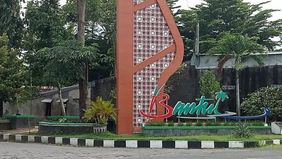 Pemerintah Kabupaten Bantul, Daerah Istimewa Yogyakarta, mengirimkan surat keberatan kepada pengusaha terkait penggunaan nama Parangtritis sebagai merek minuman anggur yang kini tengah viral di media sosial.