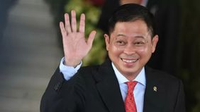PT United Tractors Tbk (UNTR) mengangkat Ignasius Jonan sebagai Komisaris Independen dalam RUPST 2025. 