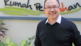 Rhenald Kasali Menjabat Sebagai Presiden Komisaris Di PT Pos Sejak 4 Tahun Lalu.
