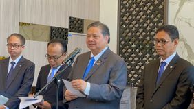Menteri Koordinator Bidang Perekonomian Airlangga Hartarto buka suara mengenai perkembangan negosiasi dagang antara Indonesia dan Amerika Serikat (AS).
