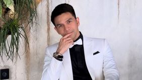 Artis ternama asal Indonesia, Jonathan Frizzy akhirnya ditetapkan Polda Metro Jaya sebagai tersangka dalam kasus dugaan penyalahgunaan obat keras yang terkandung dalam cairan rokok elektrik atau vape.