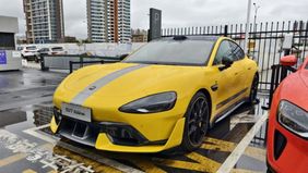 Xiaomi SU7 Ultra Dikenal Sebagai Sedan Listrik Berperforma Ekstrem Yang Diklaim Mampu Menyaingi Porsche dan Tesla.
