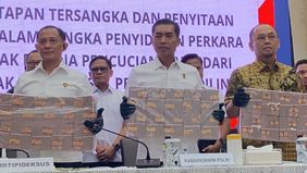 Bareskrim Polri berhasil menangkap 2 tersangka kasus judi online, yang gencar merugikan negara.
