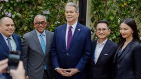Chief of Investment Officer (CIO) Danantara Indonesia Pandu Sjahrir bertemu dengan Menteri Keuangan Amerika Scott Bessent dan mantan Menteri Keuangan Amerika Serikat Steven Mnuchin serta sejumlah tokoh institusional keuangan global.
