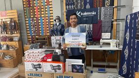PT Pertamina (Persero) menyalurkan hibah alat teknologi tepat guna senilai lebih dari Rp 800 juta kepada 96 Champion dan Finalis Pertamina UMK Academy 2024. Pemberian hibah ini merupakan upaya Pertamina untuk mendukung pelaku usaha mikro, kecil, dan 