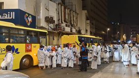 Bus Shalawat adalah salah satu layanan transportasi yang disiapkan PPIH bagi jemaah haji selama di Makkah. Bus ini mengantar jemaah dari hotel ke Masjidil Haram, pergi dan pulang. Bus Shalawat beroperasi selama 24 jam.