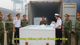 Publik digemparkan oleh insiden tak lazim yang melibatkan seorang perempuan Indonesia yang disebut bernama Sri Wahyuni, ditemukan hidup di dalam peti es di Vietnam.