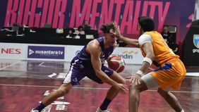 Pekan ke-15 IBL 2025 dipastikan berlangsung sengit dengan hadirnya dua big match yang mempertemukan tim-tim papan atas klasemen. Satria Muda akan menghadapi Rans Simba dan Dewa United di kandangnya, Britama Arena.