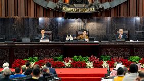 Ia mengajak negara-negara Islam yang tergabung di OKI untuk terus bekerja sama