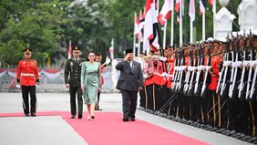 Momen Prabowo Disambut Hangat PM Thailand di Bangkok dengan Jajar Kehormatan.