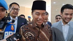 Presiden ke-7 Republik Indonesia, Joko Widodo, telah menyelesaikan pemeriksaan oleh penyidik Badan Reserse Kriminal (Bareskrim) Polri pada Selasa, 20 Mei 2025. Pemeriksaan ini terkait dengan dugaan penggunaan ijazah palsu yang menyeret Jokowi. 