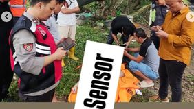 Warga desa simpangan digegerkan adanya sosok mayat wanita yang mengapung di aliran air bundaran golf Jababeka Cikarang Utara pada jam 07.00 WIB Rabu (21/5/2025), diduga kondisi mayat masih utuh dan baru.