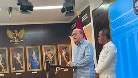 Chief Executive Officer (CEO) Badan Pengelola Investasi (BPI) Danantara, Rosan Roeslani, menyampaikan bahwa pihaknya berperan dalam mendukung pendanaan proyek baterai kendaraan listrik (EV) yang dijalankan oleh perusahaan asal China, Contemporary Amp
