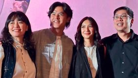 Film drama romantis Sore: Istri dari Masa Depan yang dibintangi oleh Sheila Dara dan Dion Wiyoko tayang 10 Juli di bioskop.