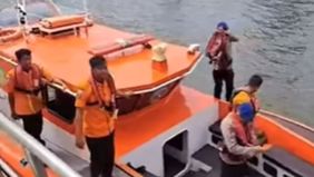 Pada pukul Senin (26/5/2025) pukul10.30 Wib Kantor SAR Bengkulu menurunkan tim rescue untuk mencari kapal nelayan yang Lost Contact di perairan Bengkulu - Enggano. Pencarian hari pertama melibatkan unsur SAR yang terdiri dari Lanal, Polairud, dan Nel