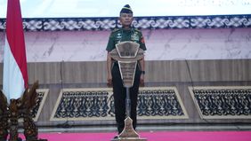 Sebanyak 76 perwira tinggi (Pati) TNI resmi menerima kenaikan pangkat dalam sebuah upacara yang digelar di GOR Ahmad Yani, Markas Besar TNI, Cilangkap, Jakarta Timur, pada Selasa, 27 Mei 2025.