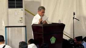 Hadir dalam wukuf Arafah di tanda Misi Haji Indonesia, Menteri Agama Nasaruddin Umar, Kepala Badan Penyelenggara Haji (BP Haji) Muhammad Irfan Yusuf, Wakil Menteri Agama Romo Mohammad Syafii, Wakil Kepala BP Haji Dahniel Anzar Simanjuntak, Wakil Ketu