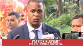 Pelatih Timnas Indonesia Patrick Kluivert dan Timnas Indonesia tiba di Kertanegara jelang bertolak ke Osaka besok.