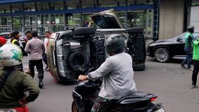  Kecelakaan beruntun yang melibatkan dua mobil dan satu sepeda motor terjadi pada Selasa siang, 9 Juni 2025. Kecelakaan ini terjadi di kawasan Kuningan, tepatnya di depan Setiabudi One dan Halte TransJakarta Karet Kuningan, Jakarta Selatan.