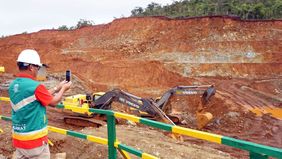 Sekjen Kementerian ESDM mengumumkan bahwa operasional PT GAG Nikel di Pulau Gag, Raja Ampat hanya diberhentikan sementara dan IUP nya tidak akan dicabut oleh pemerintah. 