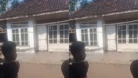 Warga Desa Kambingan, Kecamatan Grati, Kabupaten Pasuruan digemparkan dengan penemuan sesosok mayat wanita pada Selasa (10/6) sekitar pukul 09.00 pagi. Mayat ditemukan dalam kondisi tanpa busana, wajah hancur dan mengeluarkan bau tak sedap, diduga te