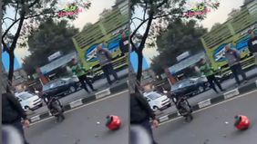 Menurut informasi motor Tertabrak mobil dan satu korban meninggal dunia di lokasi.