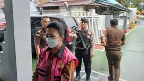 Kejaksaan Tinggi Kepulauan Riau (Kejati Kepri) menetapkan MTR, mantan Direktur Umum Lembaga Penyiaran Publik (LPP) TVRI periode 2020–2023, sebagai tersangka dalam kasus dugaan korupsi proyek pembangunan studio TVRI Kepri tahun anggaran 2022. Penetapa