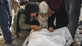 Konflik Israel dan Hamas di Jalur Gaza terus memanas dengan jumlah korban tewas warga Palestina yang kini melampaui 55.000 jiwa. 